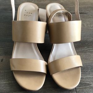 Cute nude sandals